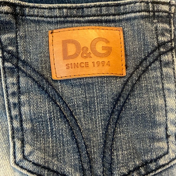 DOLCE & GABBANA girly denim capri jeans! - Picture 4 of 5